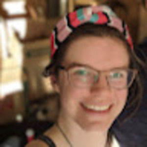 Meet your Posher, Rebecca